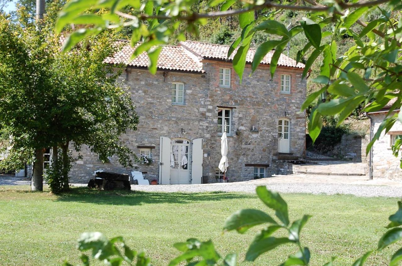 Country-Chic B&B "Il Pozzo E La Macina" Bardi Eksteriør bilde