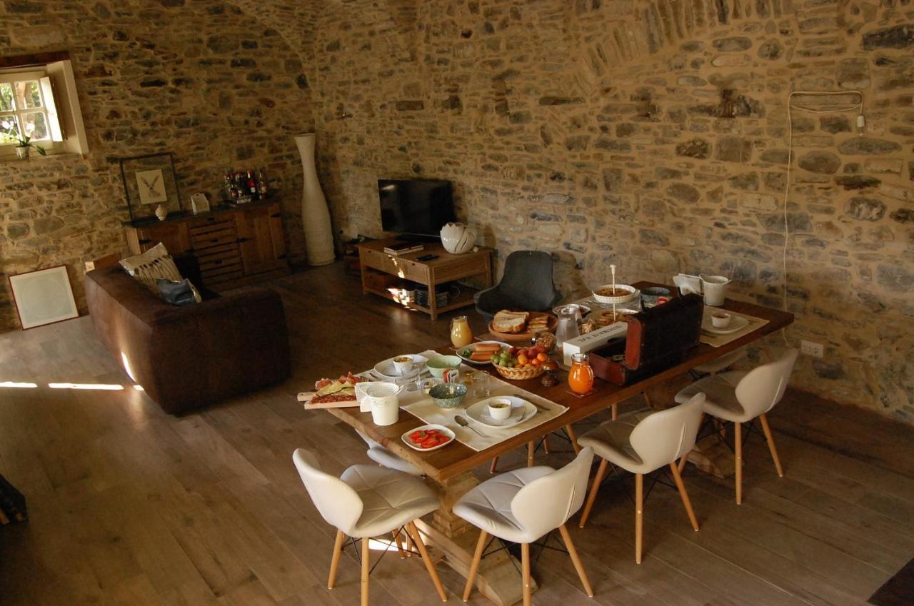Country-Chic B&B "Il Pozzo E La Macina" Bardi Eksteriør bilde