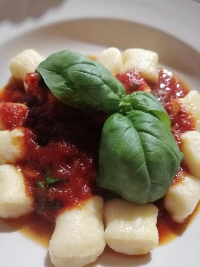 Country-Chic B&B "Il Pozzo E La Macina" Bardi Eksteriør bilde