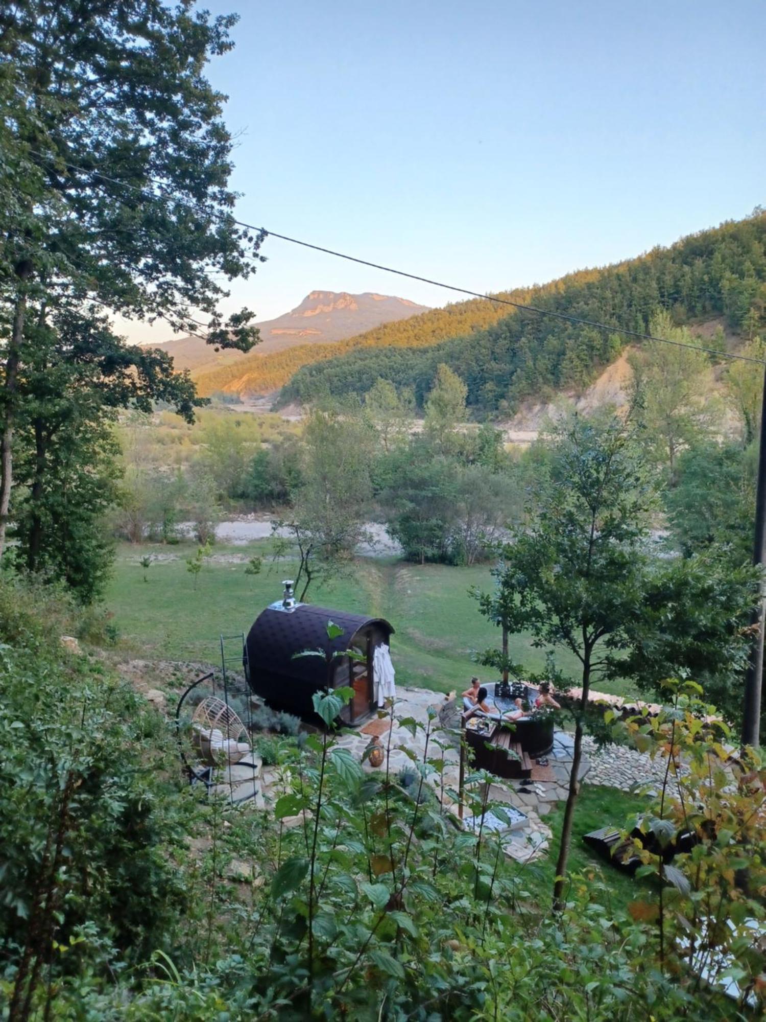 Country-Chic B&B "Il Pozzo E La Macina" Bardi Eksteriør bilde